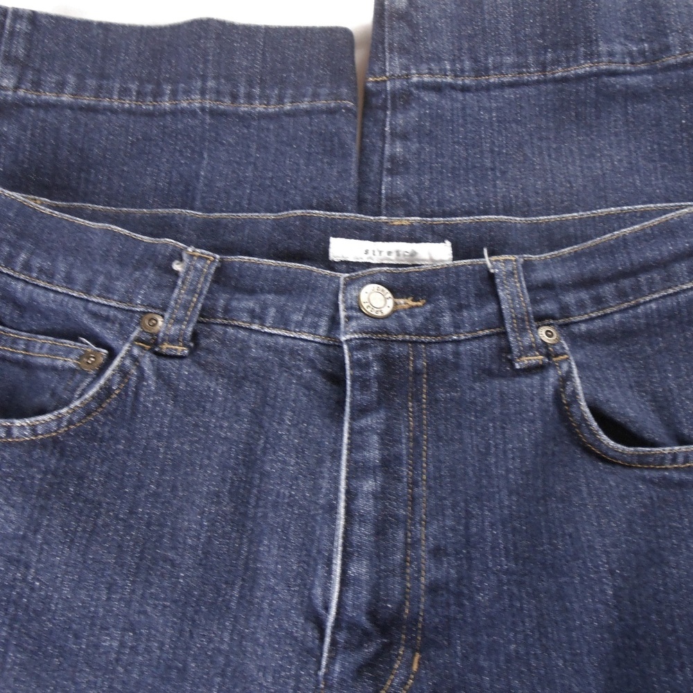 Jones Sport Size 8 x 22 1/2" Stretch Capri Cropped